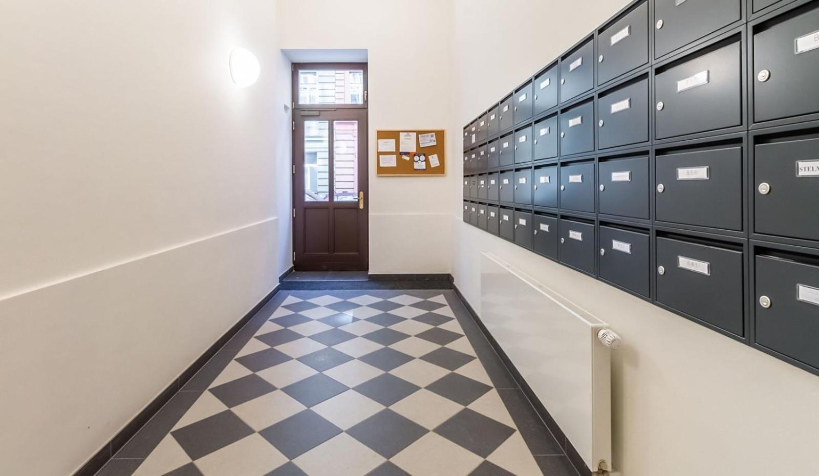 Luxurious Near The Center - Entire Unit * Prague